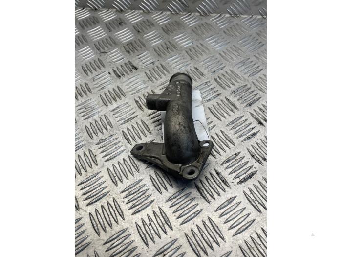 Gebruikte Waterslang aansluiting Ford Transit 2.4 TDCi 16V 4x4 Prijs € 10,00 Margeregeling aangeboden door EU Engines & Parts BV