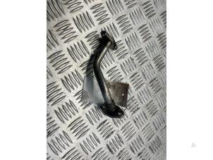 Gebruikte Oliedruk Leiding Mercedes B (W246) 1.8 B-220 CDI BlueEFFICIENCY,d 16V 4-Matic Prijs € 25,00 Margeregeling aangeboden door EU Engines & Parts BV