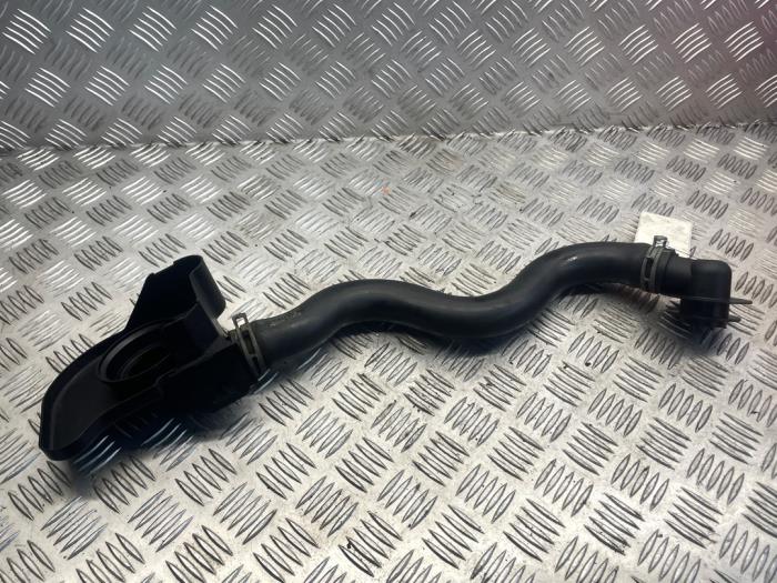 Gebruikte Vulpijp olie Volkswagen Crafter 2.0 TDI Prijs € 35,00 Margeregeling aangeboden door EU Engines & Parts BV