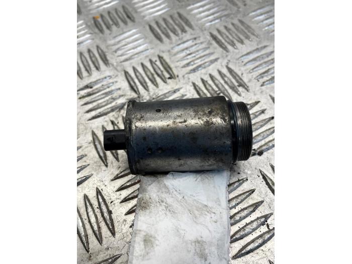 Oliedruk Schakelaar van een Mercedes-Benz E (W212) E-250 CDI 16V BlueEfficiency,BlueTec 2012