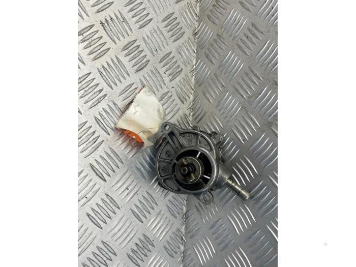Gebruikte Vacuumpomp (Diesel) Mercedes Vito (639.6) 2.2 111 CDI 16V Prijs € 35,00 Margeregeling aangeboden door EU Engines & Parts BV