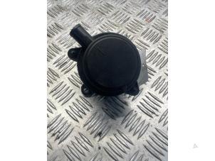 Gebruikte Carterventilatie Volkswagen Crafter 2.5 TDI 30/32/35 Prijs € 30,00 Margeregeling aangeboden door EU Engines & Parts BV