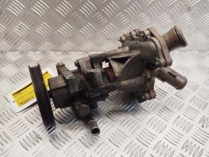 Gebruikte Waterpomp Ford Transit Custom 2.2 TDCi 16V FWD Prijs € 45,00 Margeregeling aangeboden door EU Engines & Parts BV