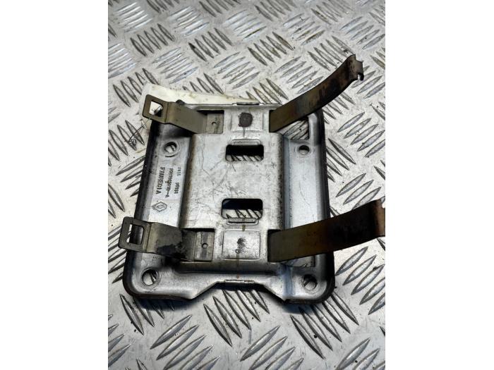 Gebruikte Diversen Renault Trafic (1FL/2FL/3FL/4FL) 1.6 dCi 95 Prijs € 25,00 Margeregeling aangeboden door EU Engines & Parts BV