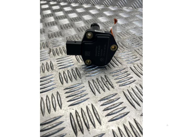 Gebruikte Olie niveau sensor BMW X5 (E70) 30d xDrive 3.0 24V Prijs € 35,00 Margeregeling aangeboden door EU Engines & Parts BV