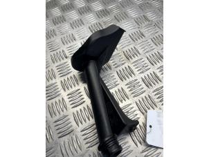 Gebruikte Olie vulpijp Ford Transit 2.2 TDCi 16V Prijs € 25,00 Margeregeling aangeboden door EU Engines & Parts BV