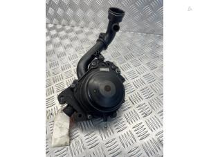 Gebruikte Waterpomp Mercedes E (W212) E-250 CDI 16V BlueEfficiency,BlueTec Prijs € 50,00 Margeregeling aangeboden door EU Engines & Parts BV