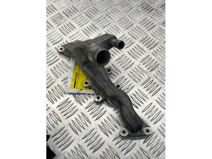 Gebruikte Waterslang aansluiting Ford Transit 2.4 TDCi 16V Prijs € 20,00 Margeregeling aangeboden door EU Engines & Parts BV