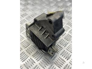 Gebruikte Motorsteun Ford Transit Custom 2.2 TDCi 16V FWD Prijs € 25,00 Margeregeling aangeboden door EU Engines & Parts BV