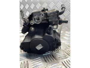 Gebruikte Dieselpomp Mercedes C (W204) 2.2 C-220 CDI 16V BlueEFFICIENCY Prijs € 100,00 Margeregeling aangeboden door EU Engines & Parts BV