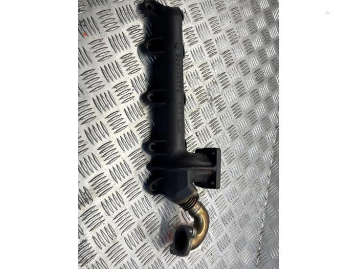 Gebruikte Spruitstuk Uitlaat Iveco New Daily V 29L11V, 35C11V, 35S11V, 40C11V Prijs € 75,00 Margeregeling aangeboden door EU Engines & Parts BV
