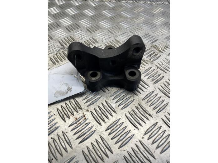 Gebruikte Motorsteun Ford Transit 2.2 TDCi 16V Prijs € 25,00 Margeregeling aangeboden door EU Engines & Parts BV