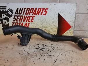 Gebruikte Intercooler Buis Ford Transit Custom 2.0 TDCi 16V Eco Blue 130 Prijs € 35,00 Margeregeling aangeboden door EU Engines & Parts BV