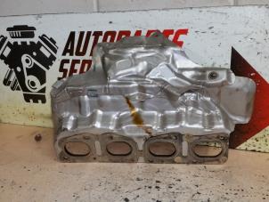 Gebruikte Hitteschild uitlaat Mercedes B (W246) 2.0 B-200 NGD 16V Prijs € 25,00 Margeregeling aangeboden door EU Engines & Parts BV