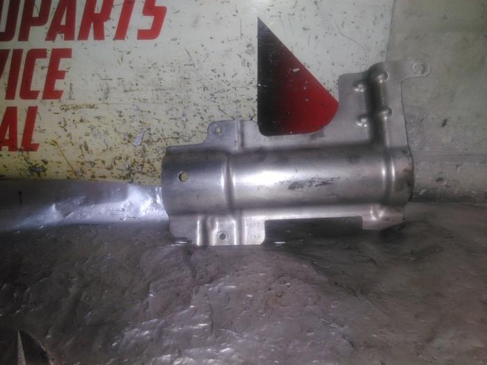 Gebruikte Hitteschild uitlaat Mercedes B (W246/W242) 2.0 B-200 NGD 16V Prijs € 15,00 Margeregeling aangeboden door EU Engines & Parts BV