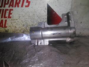 Gebruikte Hitteschild uitlaat Mercedes B (W246) 2.0 B-200 NGD 16V Prijs € 15,00 Margeregeling aangeboden door EU Engines & Parts BV