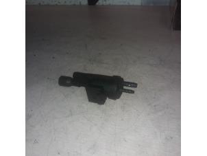 Gebruikte Vacuum ventiel Mercedes C (W204) 2.2 C-220 CDI 16V BlueEFFICIENCY Prijs € 15,00 Margeregeling aangeboden door EU Engines & Parts BV
