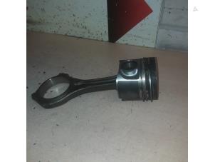 Gebruikte Zuiger Volkswagen Touareg (7PA/PH) 3.0 TDI V6 24V Prijs € 125,00 Margeregeling aangeboden door EU Engines & Parts BV