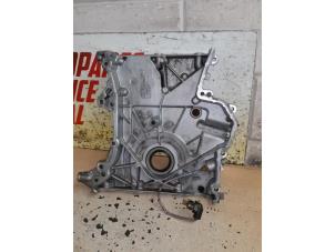 Gebruikte Distributiedeksel Mercedes CLA Shooting Brake (118.6) 2.0 CLA-250 Turbo 16V Prijs € 100,00 Margeregeling aangeboden door EU Engines & Parts BV