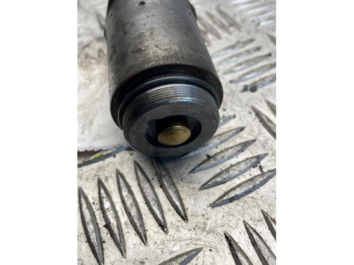 Oliedruk Schakelaar van een Mercedes-Benz B (W246) 2.1 B-200 CDI BlueEFFICIENCY 16V 4-Matic 2017