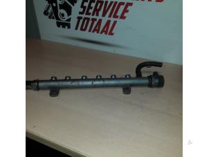 Gebruikte Injector brug Volkswagen Crafter 2.5 TDI 30/35/50 Prijs € 75,00 Margeregeling aangeboden door EU Engines & Parts BV