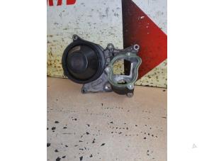 Gebruikte Waterpomp BMW X3 (F25) xDrive30d 24V Prijs € 35,00 Margeregeling aangeboden door EU Engines & Parts BV
