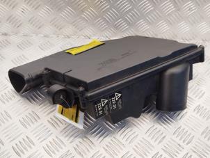 Gebruikte Luchtfilterhuis Mercedes C Estate (S204) 2.2 C-220 CDI 16V BlueEfficiency Prijs € 50,00 Margeregeling aangeboden door EU Engines & Parts BV