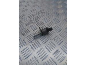 Gebruikte Nokkenas Sensor Ford Fiesta 7 1.0 EcoBoost 12V 100 Prijs € 35,00 Margeregeling aangeboden door EU Engines & Parts BV