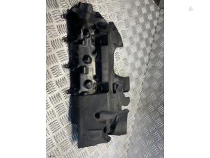 Gebruikte Afdekplaat motor Landrover Range Rover Sport (LW) 4.4 SDV8 32V Prijs € 45,00 Margeregeling aangeboden door EU Engines & Parts BV
