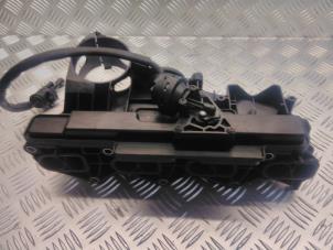 Gebruikte Spruitstuk Inlaat Mercedes C (W204) 2.2 C-200 CDI 16V Prijs € 75,00 Margeregeling aangeboden door EU Engines & Parts BV