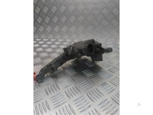 Gebruikte Oliepomp Mercedes Sprinter 3,5t (906.13/906.23) 318 CDI 16V Prijs € 50,00 Margeregeling aangeboden door EU Engines & Parts BV