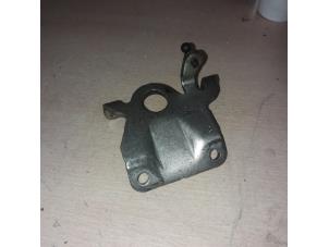 Gebruikte Motorrubber Mercedes E (W211) 3.0 E-280 CDI 24V Prijs € 20,00 Margeregeling aangeboden door EU Engines & Parts BV