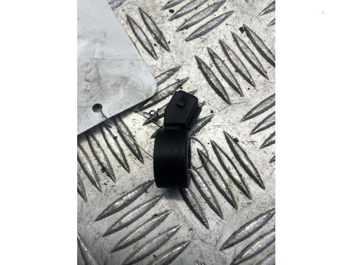 Pingelsensor van een Mercedes-Benz C (W203) 1.8 C-200K 16V 2007