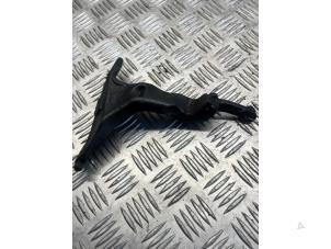 Gebruikte Motorrubber Renault Trafic New (FL) 2.0 dCi 16V 115 Prijs € 25,00 Margeregeling aangeboden door EU Engines & Parts BV