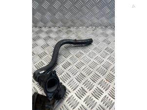 Gebruikte Waterpijp Mercedes Vito (639.6) 3.0 122 CDI V6 24V Prijs € 25,00 Margeregeling aangeboden door EU Engines & Parts BV