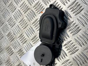 Gebruikte Carterventilatie BMW 3 serie (E46/4) 330d 24V Prijs € 10,00 Margeregeling aangeboden door EU Engines & Parts BV