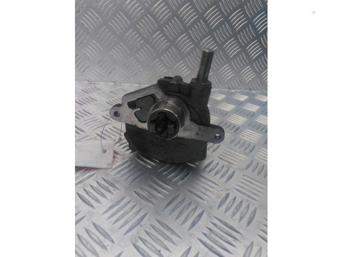 Gebruikte Vacuumpomp (Benzine) Mercedes C (W204) 1.8 C-200K 16V Prijs € 50,00 Margeregeling aangeboden door EU Engines & Parts BV