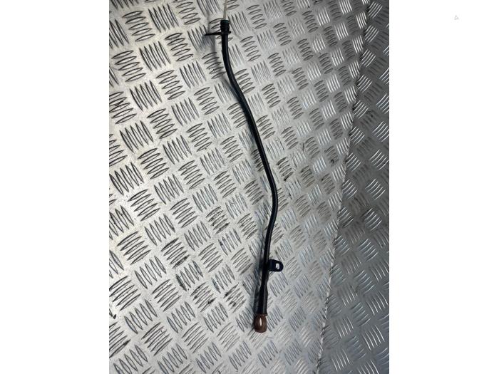 Olie Peilstok van een Peugeot Boxer (U9) 2.2 Blue HDi 140 2019