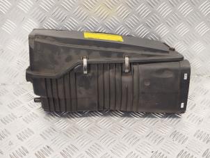 Gebruikte Luchtfilterhuis Mercedes CLC (C203) 2.2 220 CDI 16V Prijs € 40,00 Margeregeling aangeboden door EU Engines & Parts BV