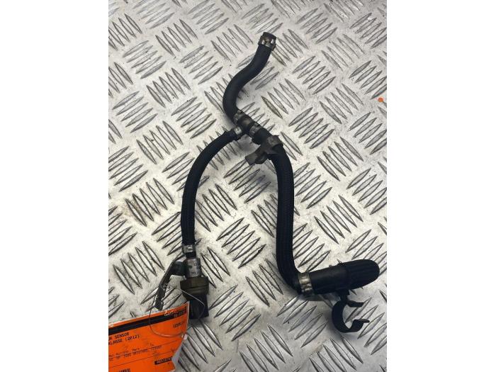 Gebruikte Brandstofdruk sensor Mercedes E (W212) E-200 CDI 16V BlueEfficiency,BlueTEC Prijs € 30,25 Inclusief btw aangeboden door EU Engines & Parts BV