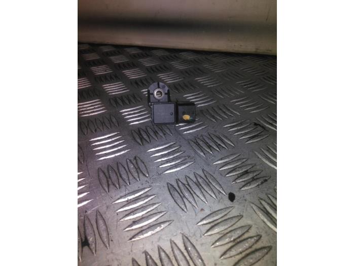 Gebruikte Map Sensor (inlaatspruitstuk) Renault Trafic (1FL/2FL/3FL/4FL) 1.6 dCi 95 Prijs € 15,00 Margeregeling aangeboden door EU Engines & Parts BV
