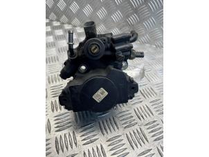 Gebruikte Brandstofpomp Mechanisch Mercedes GLA (156.9) 2.2 220 CDI, d 16V 4-Matic Prijs € 125,00 Margeregeling aangeboden door EU Engines & Parts BV