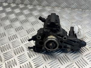 Gebruikte Brandstofpomp Mechanisch Mercedes C (W204) 2.2 C-200 CDI 16V Prijs € 125,00 Margeregeling aangeboden door EU Engines & Parts BV