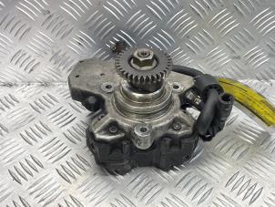 Gebruikte Brandstofpomp Mechanisch Mercedes CLS (C219) 320 CDI 24V Prijs € 125,00 Margeregeling aangeboden door EU Engines & Parts BV