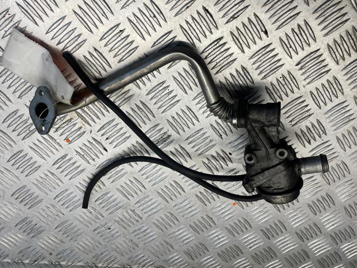 EGR Klep van een Mercedes-Benz C (W203) 1.8 C-200K 16V 2007