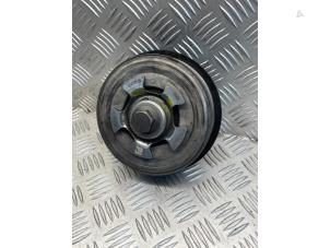 Gebruikte Poelie Krukas Mercedes ML III (166) 3.0 ML-350 BlueTEC V6 24V 4-Matic Prijs € 50,00 Margeregeling aangeboden door EU Engines & Parts BV