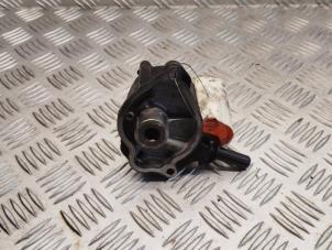 Gebruikte Vacuumpomp (Diesel) Mercedes A (W176) 1.5 A-180 CDI, A-180d 16V Prijs € 30,00 Margeregeling aangeboden door EU Engines & Parts BV