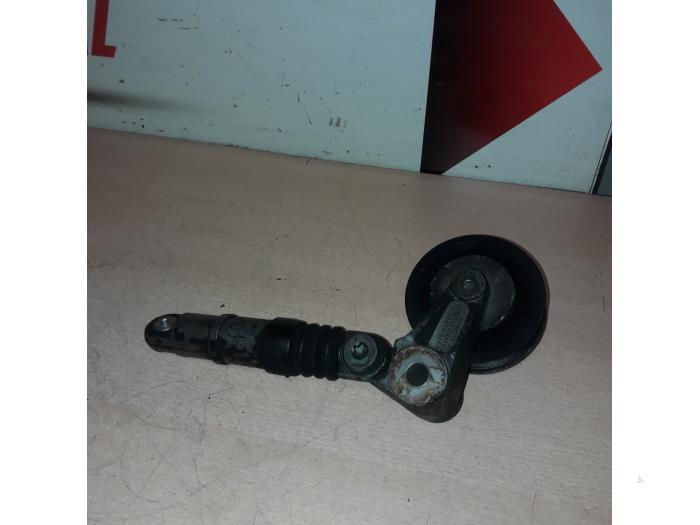 Gebruikte Spanrol Multiriem Volkswagen Crafter 28/30/32/35 SWB Prijs € 20,00 Margeregeling aangeboden door EU Engines & Parts BV