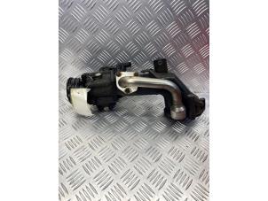 Gebruikte Gasklephuis Mercedes E (W212) E-350 CDI BlueEfficiency 3.0 V6 24V Prijs € 100,00 Margeregeling aangeboden door EU Engines & Parts BV