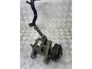 Gebruikte Waterpomp BMW 7 serie (F01/02/03/04) 730d 24V Prijs € 75,00 Margeregeling aangeboden door EU Engines & Parts BV